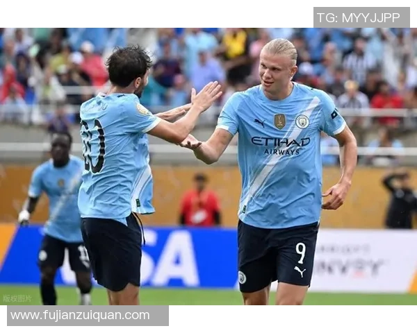 埃泽英超赛季表现出色参与18球仅次于哈兰德萨拉赫和姆伯莫